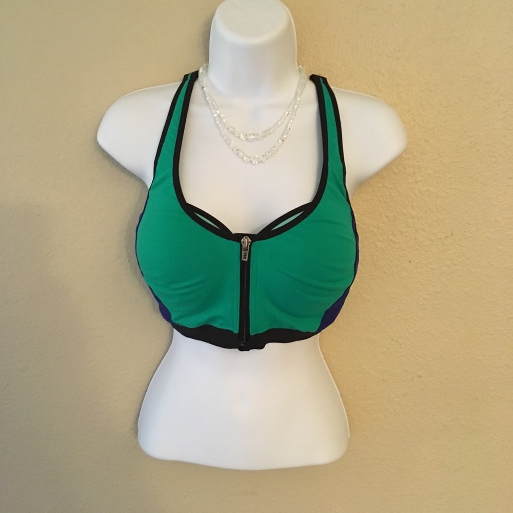 🐞Victoria Secret size 34DD